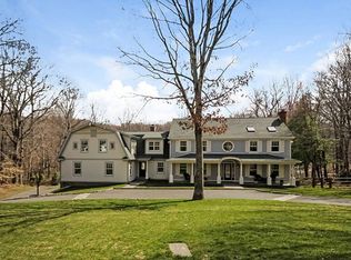 39 Silver Ridge Cmn, Weston, CT 06883