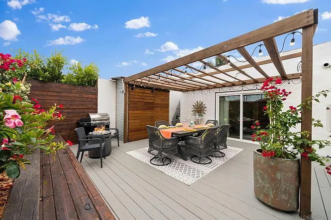 4620 Mission Ave — Photo 9
