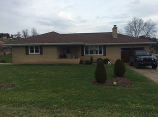 78 Crescent Dr, Washington, PA 15301
