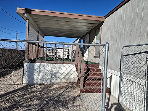 1701 Coach Rd Photo 1