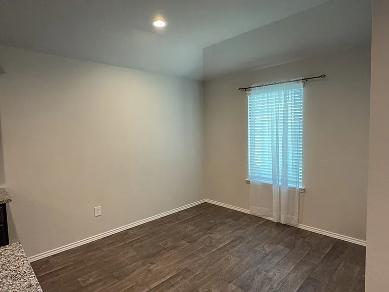 20378 Green Mountain Dr — Photo 4