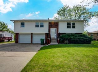 1450 Westside Dr, Mount Zion, IL