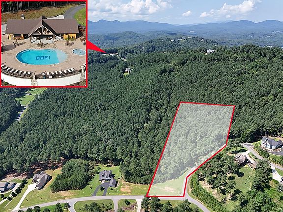 3rd image of 121 Stables Loop