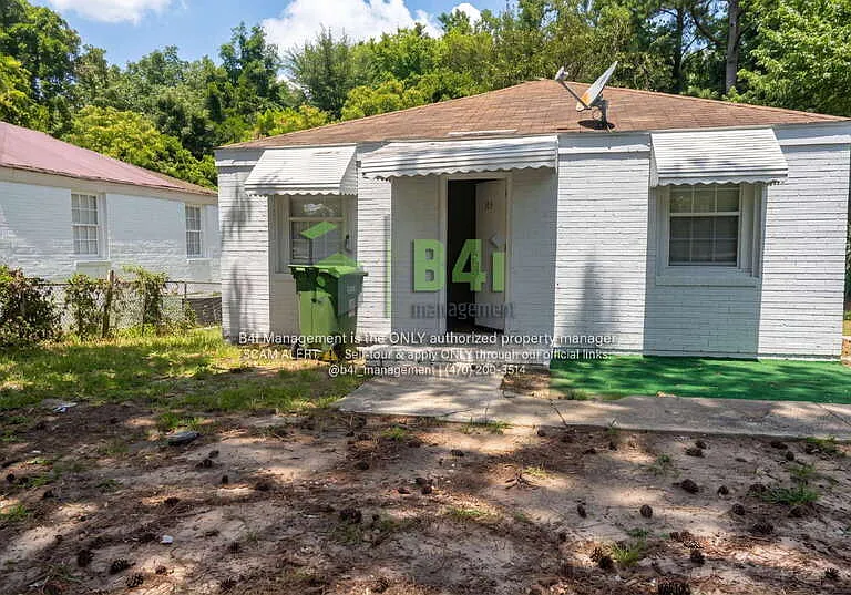 163 Munson Dr — Photo 1