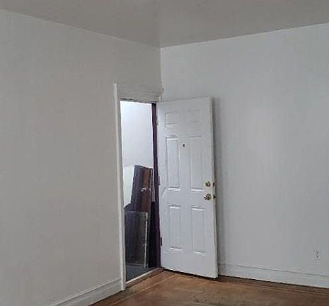 5th image of 1333 Harrod Ave #2