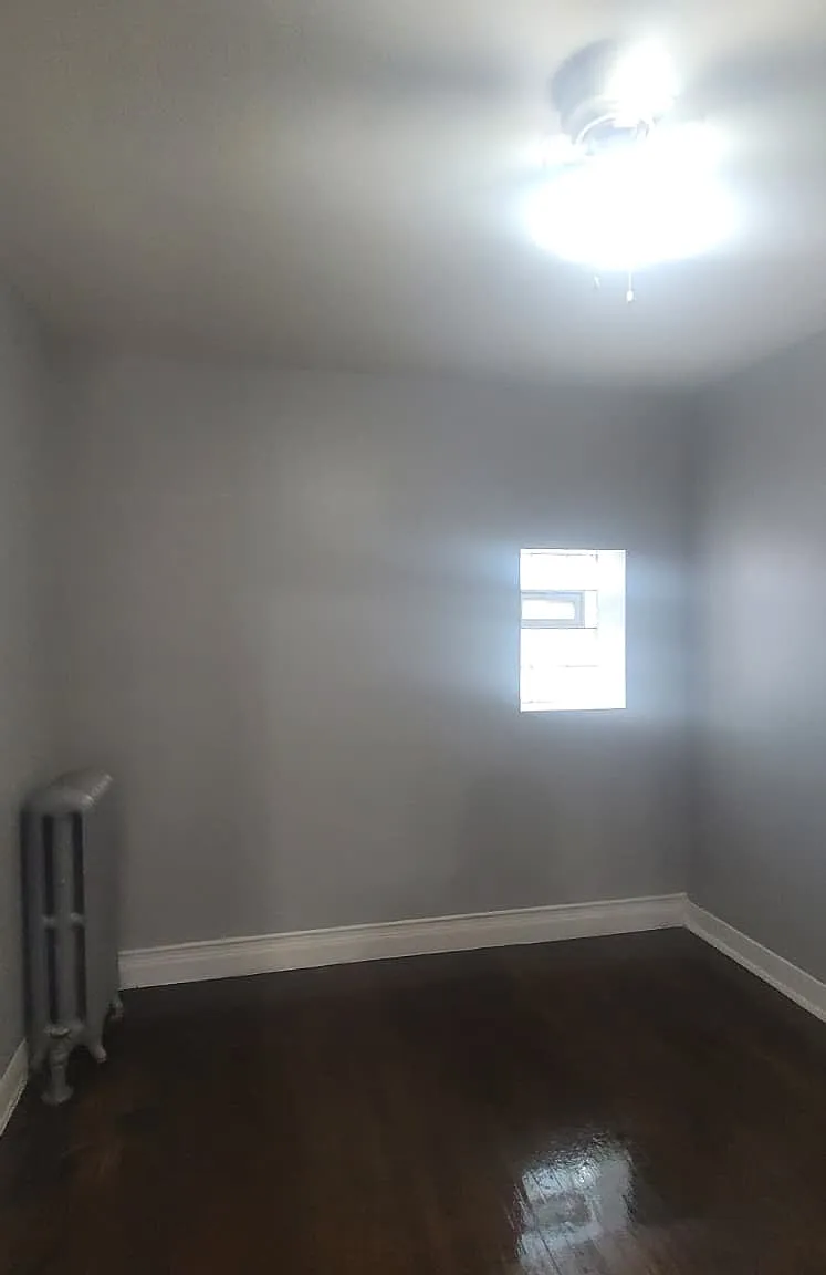8041 S Maryland Ave — Photo 2