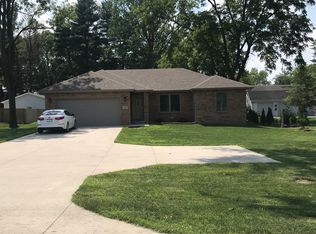 1302 S Walnut St, Seymour, IN 47274