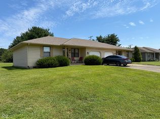 624 Hillcrest Cir, Seymour, IN 47274