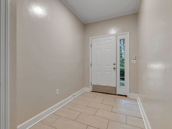 3rd image of 2552 Centerville Ct Unit 9