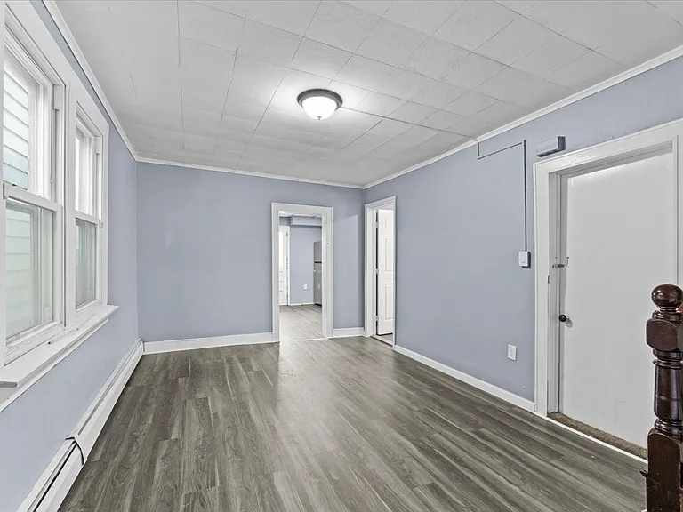 39 Church St — Photo 17