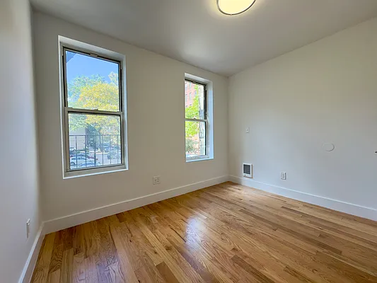 Rented by Brookhaus Capital Inc | media 3