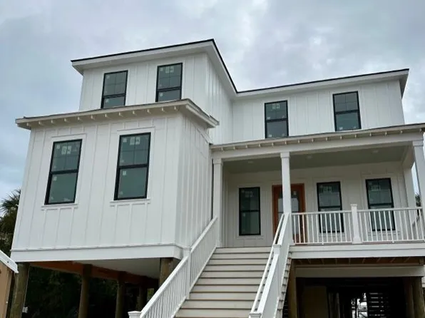 1403 Jungle Rd, Edisto Island, SC 29438