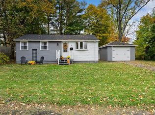 9 Osborn Rd, New Hartford, NY 13413