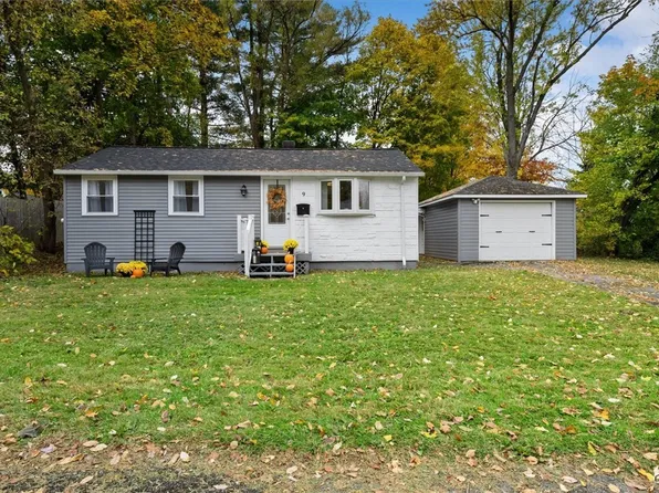 9 Osborn Rd, New Hartford, NY 13413