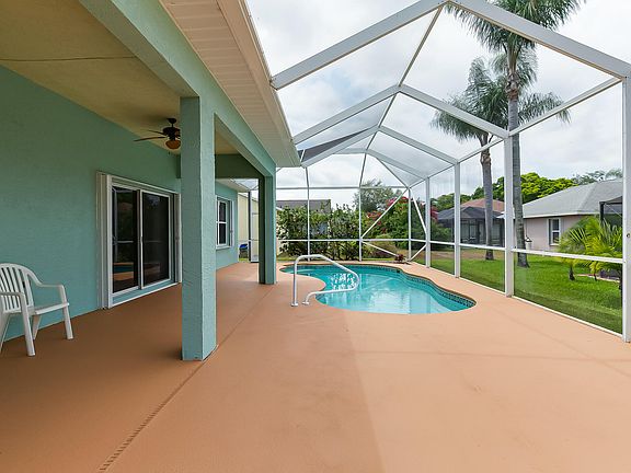 5th image of 8287 Redcedar Place