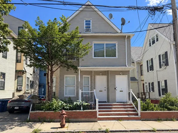 5 Gilman Ter, Somerville, MA 02145