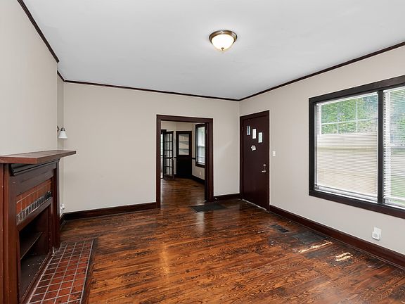 4th image of 1841 James Rd