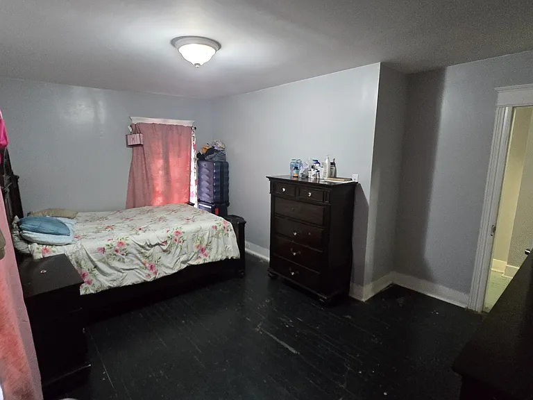 601-603 W Main St #1 — Photo 7