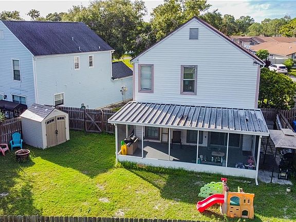 4th image of 10717 Glen Ellen Dr