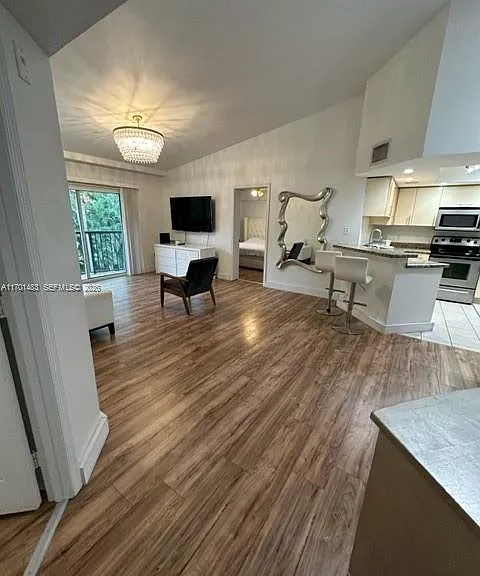 2119 SE 10th Ave #917 — Photo 1