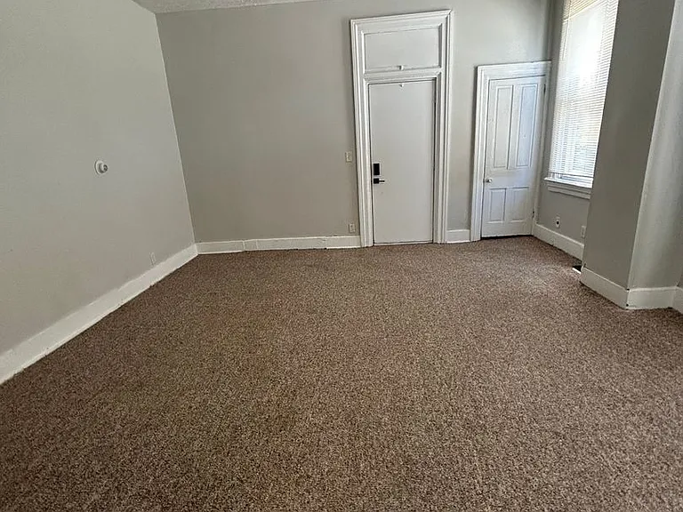 1402 Alabama St — Photo 7