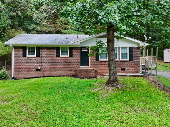227 Cantrell Dr SW, Plainville, GA 30733