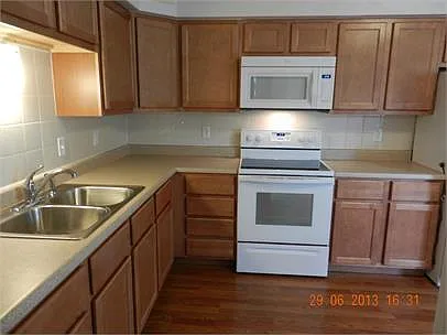 30 Narcissus Dr — Photo 7