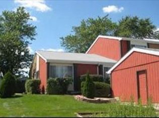 281 Pueblo Dr, Bolingbrook, IL 60440