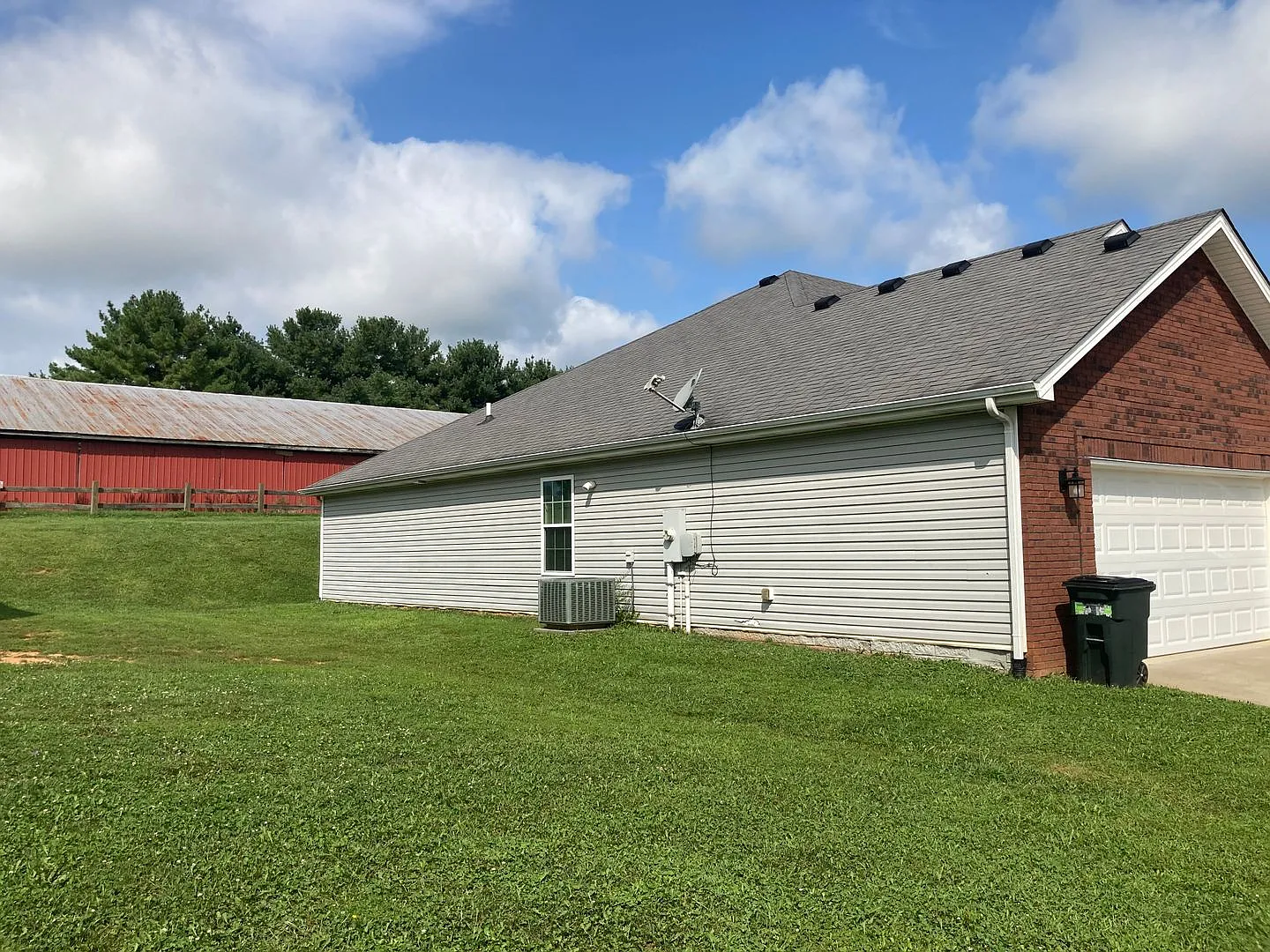 Country Living with Modern Flare! — Photo 3