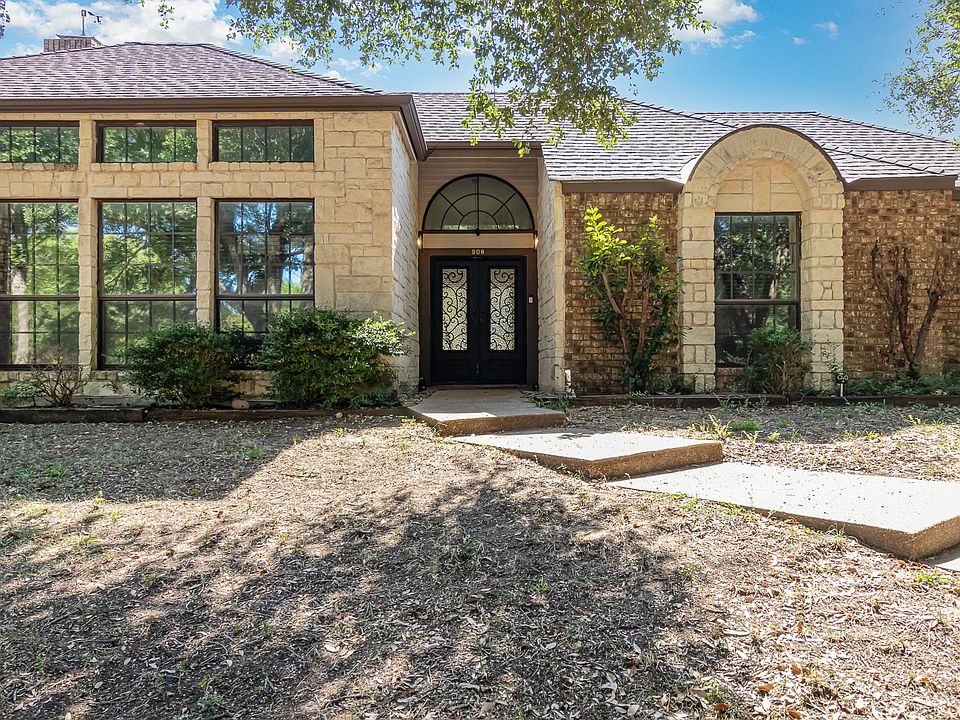 1st image of 908 Forest Glen Dr