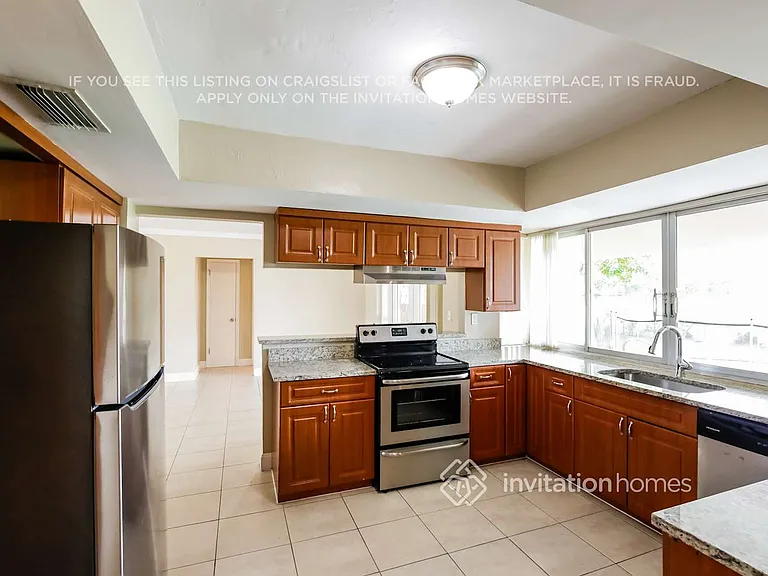 8950 SW 53rd St — Photo 7