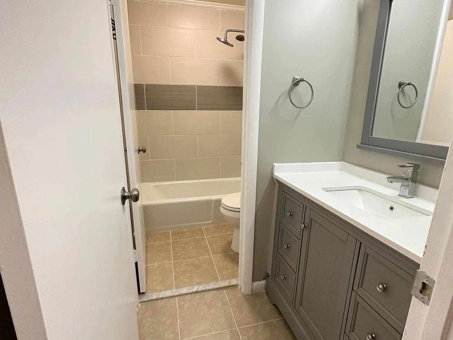 2 bed, 1.5 bath, 1080 sqft, $1,600 — Photo 4