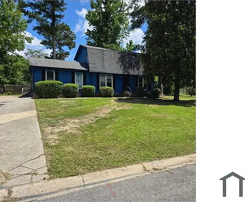 5 bed, 2054 sqft, $2,175 — Photo 3
