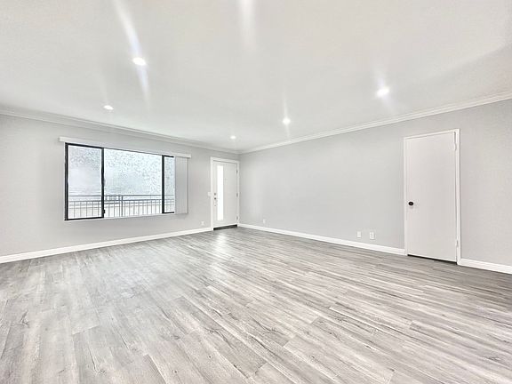 2nd image of 11661 Montana Ave APT 6