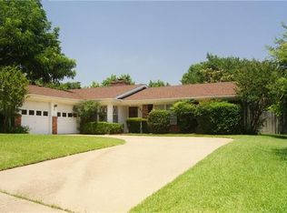 5213 Blue Ridge Ct, Fort Worth, TX 76112