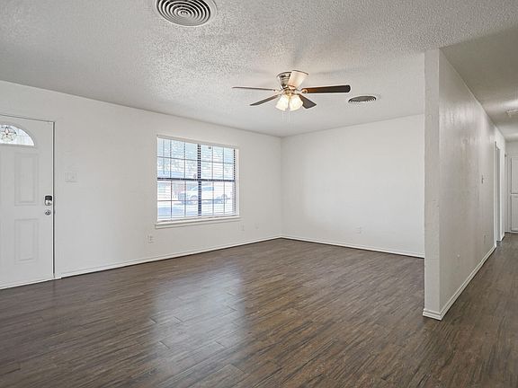 4th image of 2509 Juneau Ave