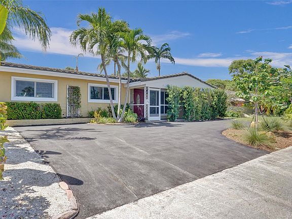 2nd image of 2801 NW 9th Avenue