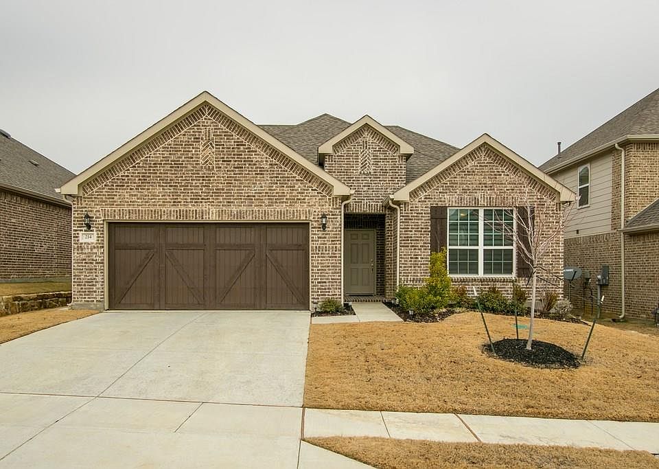 1st image of 214 Copper Canyon Dr