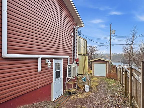 5th image of 22 Mt Vincent Crescent