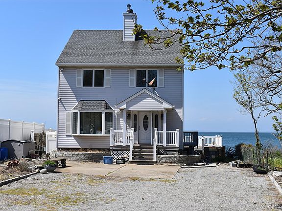 4th image of 52755 Soundview Avenue