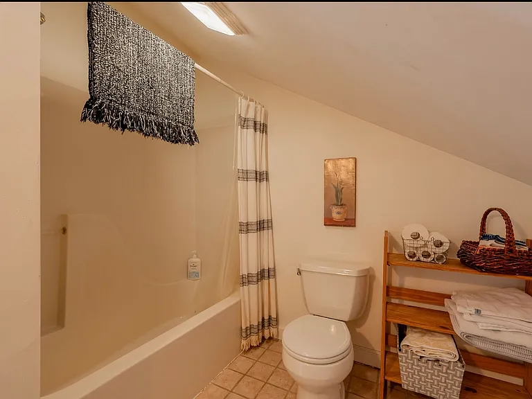 1701 Sterling Dr — Photo 17