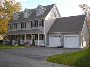 415 Canedy St, Fall River, MA 02720