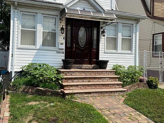 2nd image of 188-32 Mangin Ave