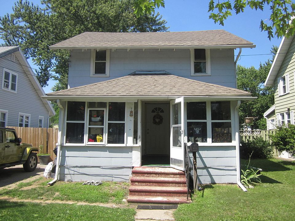 1st image of 626 Jefferson St