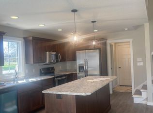 14710 Ridgecrest Dr, Leo, IN 46765