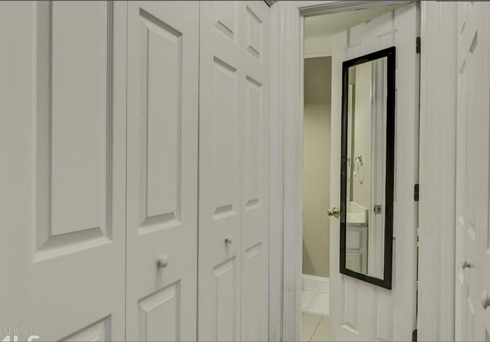 Master Bathroom Entrance