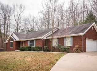 291 Peacock Hollow Rd, Lebanon Junction, KY 40150