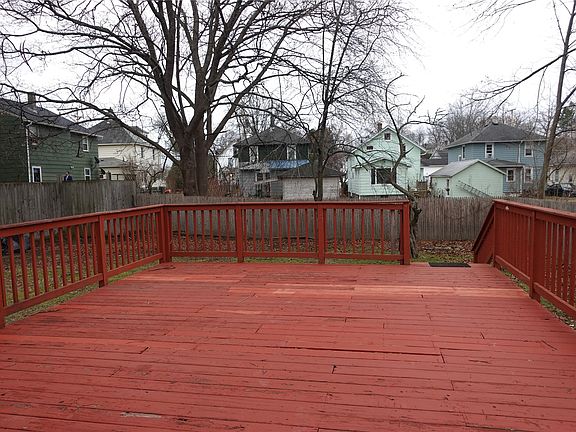 4th image of 12 Brewster St