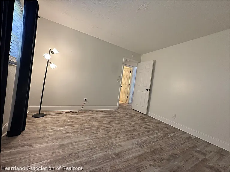 4410 Lafayette Ave — Photo 11