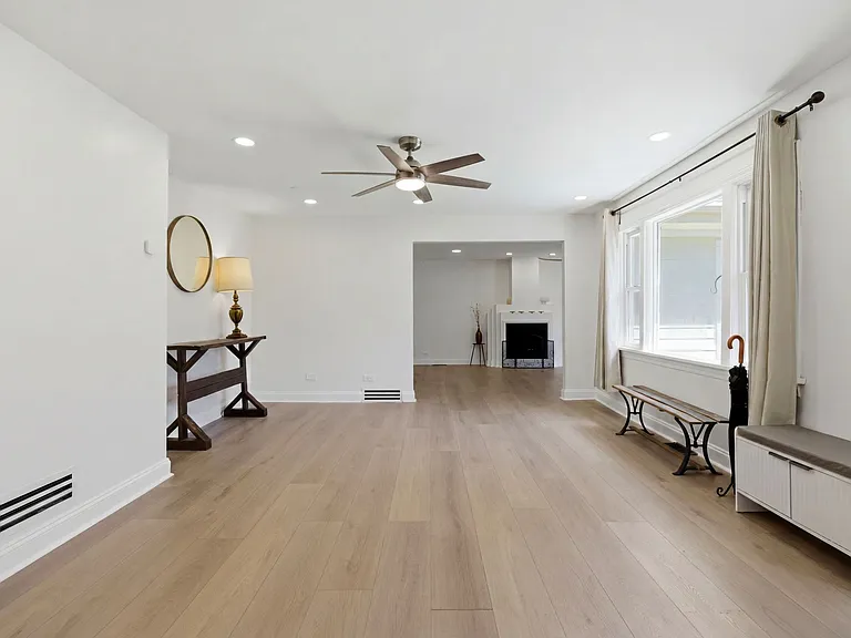 1030 Westmore Meyers Rd — Photo 11